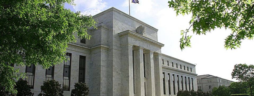commercial loan delinquency FED Reports