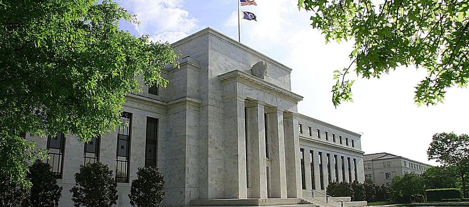 commercial loan delinquency FED Reports
